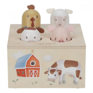 darvena bebeshka igrachka little farm na little dutch