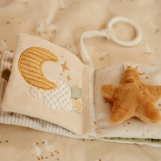 meka knijka za kolichka newborn naturals